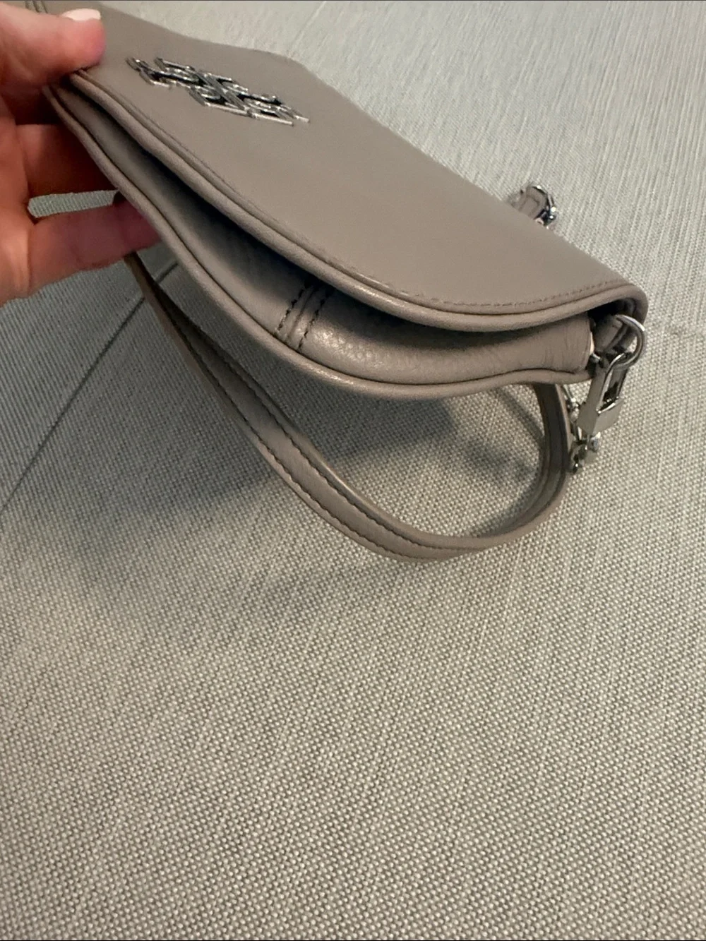Tory Burch Beige Leather Crossbody Clutch with rare Silver Logo